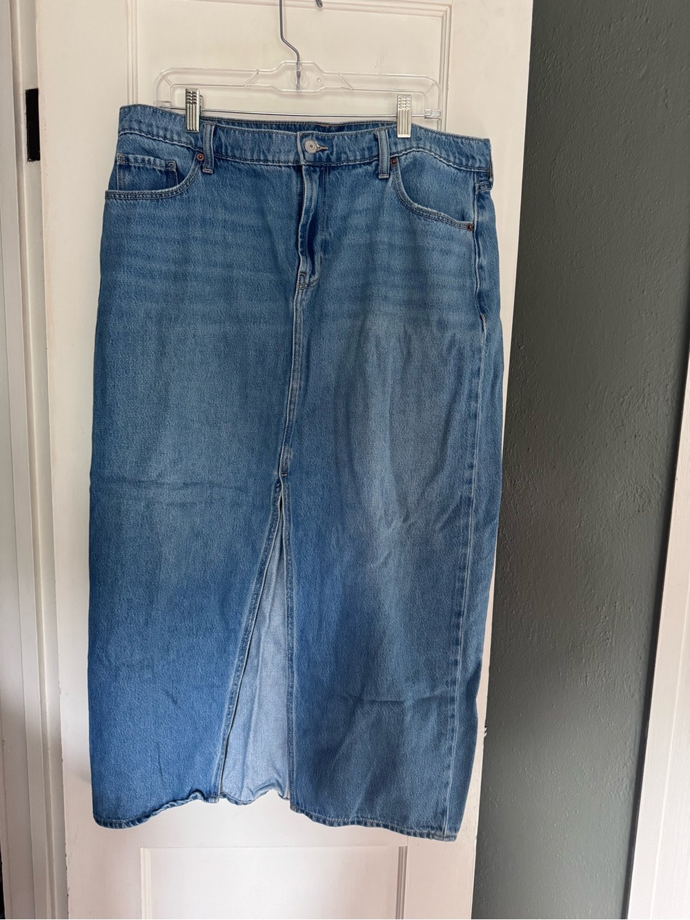 Old Navy Midwash Blue Denim Jean Maxi  Skirt with Front Slit 14